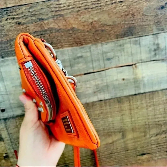 NWOT Harley Davidson Rare All Bark Orange Leather Hip/Crossbody Bag - Picture 10 of 12